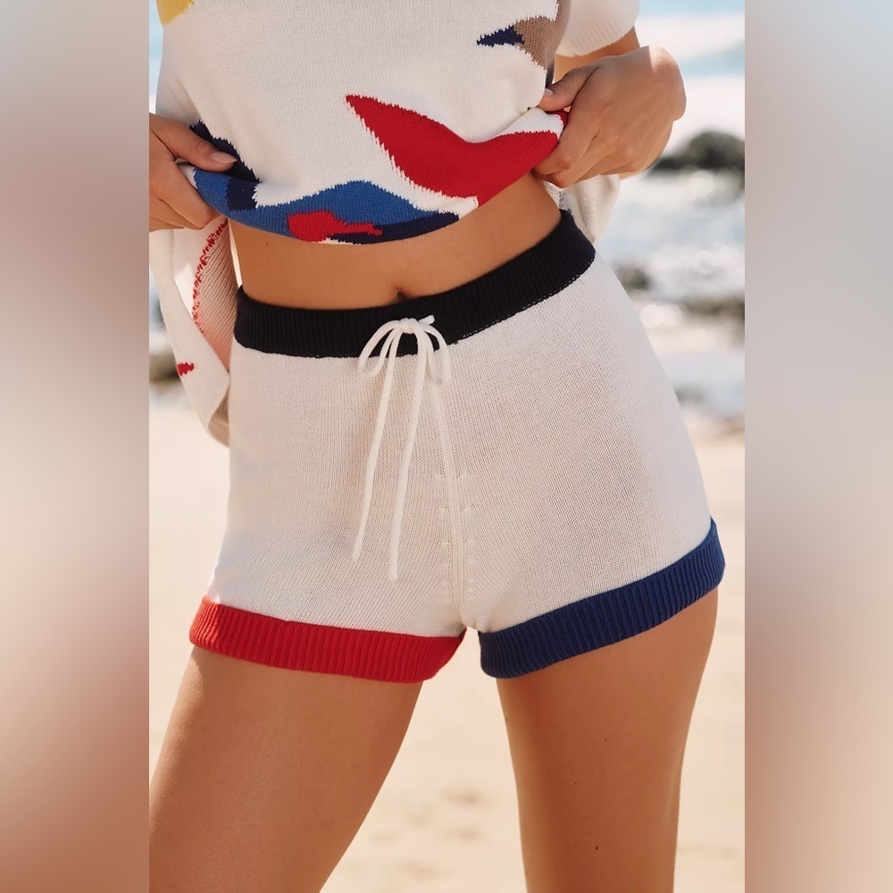 NWT! Anthropologie Celandine High-Waist Sweater Shorts - Size Medium 🧸 - Picture 2 of 5